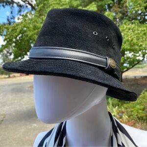GOORIN BROS. Black Suede Leather Pinch Front Fedora Hat - SM